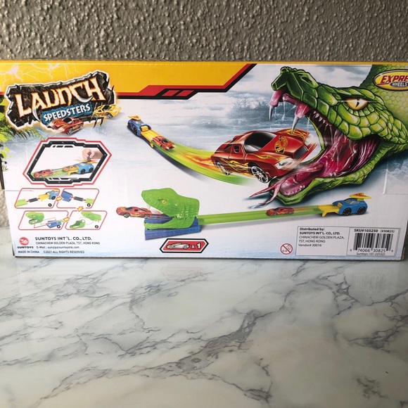 Express Wheels Launch Speedsters Snake/Viper Head, 23.5" Track & 1 Car NIB New - Picture 2 of 5